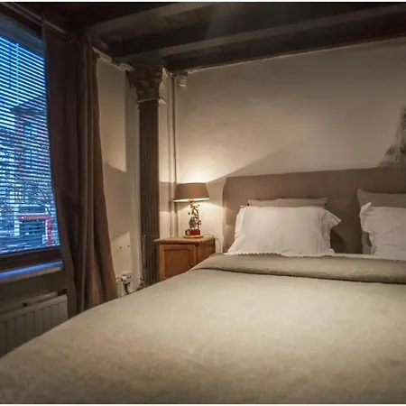 Living History - Drie Koningen Aparthotel Anversa